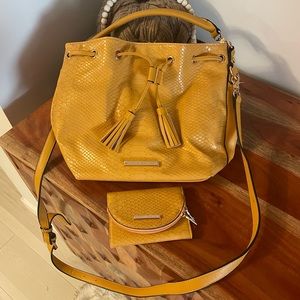 Poppy and Peonies Bucket bag & wallet combo